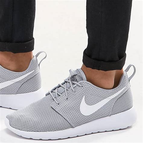 nike roshe run schwarz graue sohle|Nike Roshe Run online kaufen .